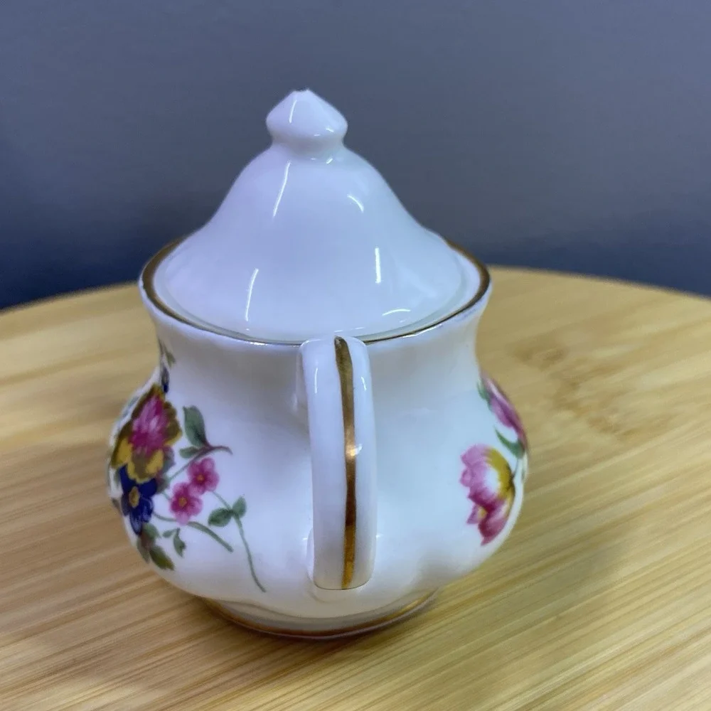 Arthur Wood & Son Ceramic Floral Teapot‎ With Lid, Crown Windsor